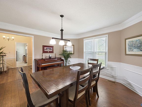 4th image of 9700 Welch Cir SE