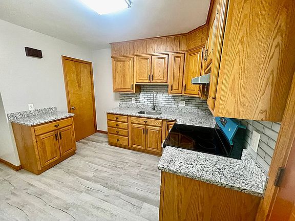 3rd image of 1420 Frush Valley Rd
