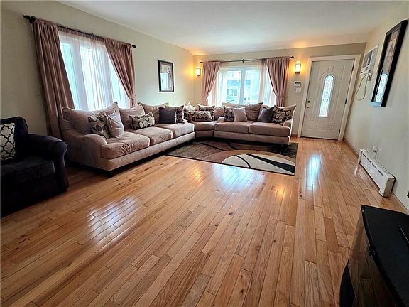 3rd image of 2021 E 61st St