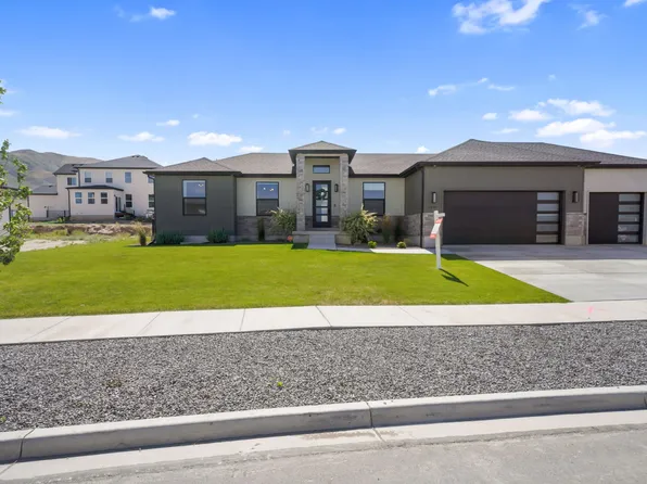 2049 S Roan Ave, Saratoga Springs, UT 84045