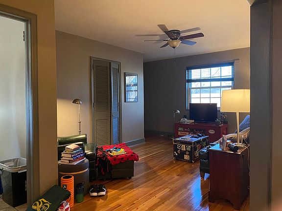 2nd image of 100 Lewis Dr Unit 5C