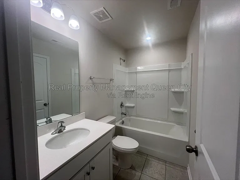 2407 Lazette Dr — Photo 14