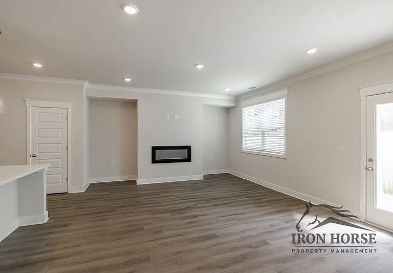 14 Depot Landing Way — Photo 13