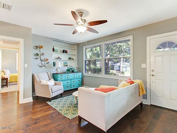 4th image of 4312 Colonial Ave