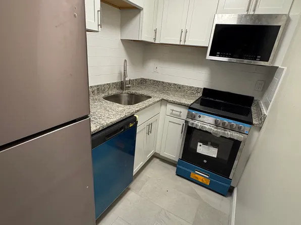 1102 Boylston St, Boston, MA