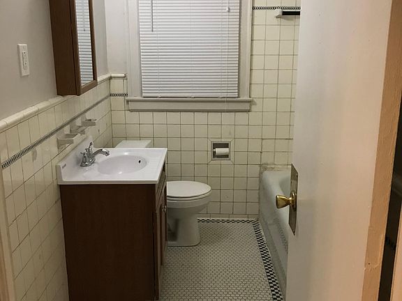 4th image of 14038 Northlawn St #1