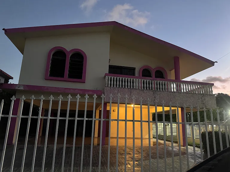 Sierra Bayamon Calle 84 Bloque #97-no 13 — Photo 2