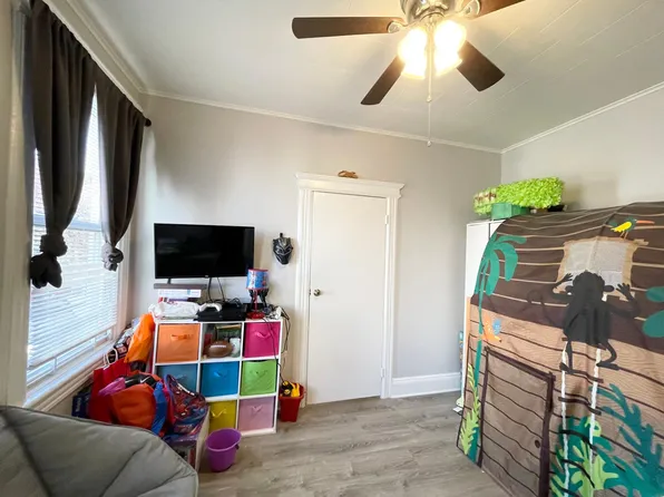 93 Andrew Street image 10 of 13