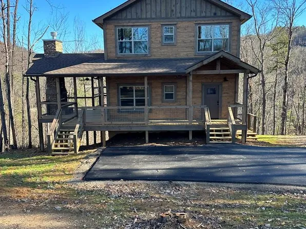 3153 Stepping Stone Dr, Sevierville, TN 37862