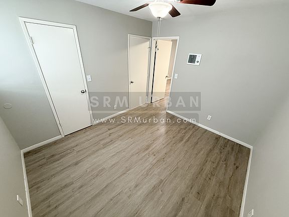 2nd image of 3927 Mississippi St #6