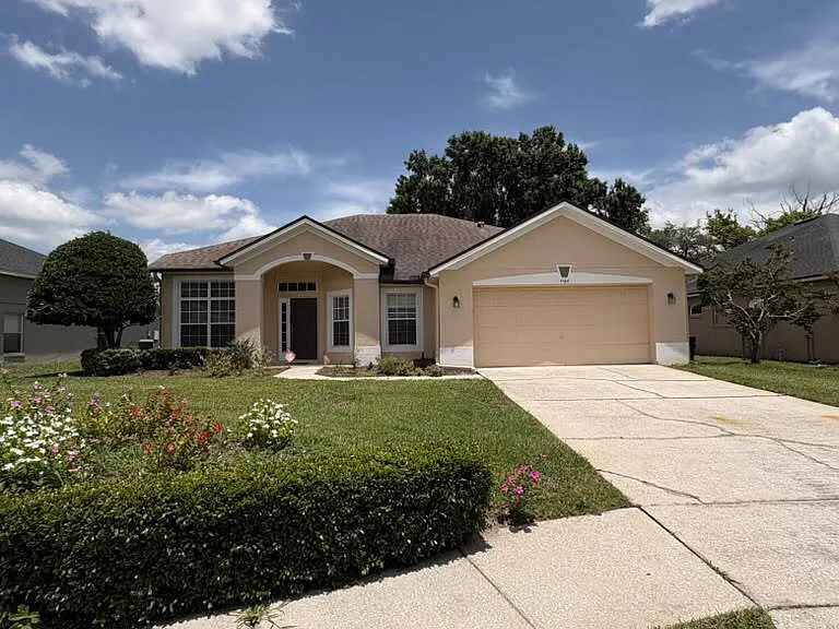 1164 Cardinal Creek Pl — Photo 1