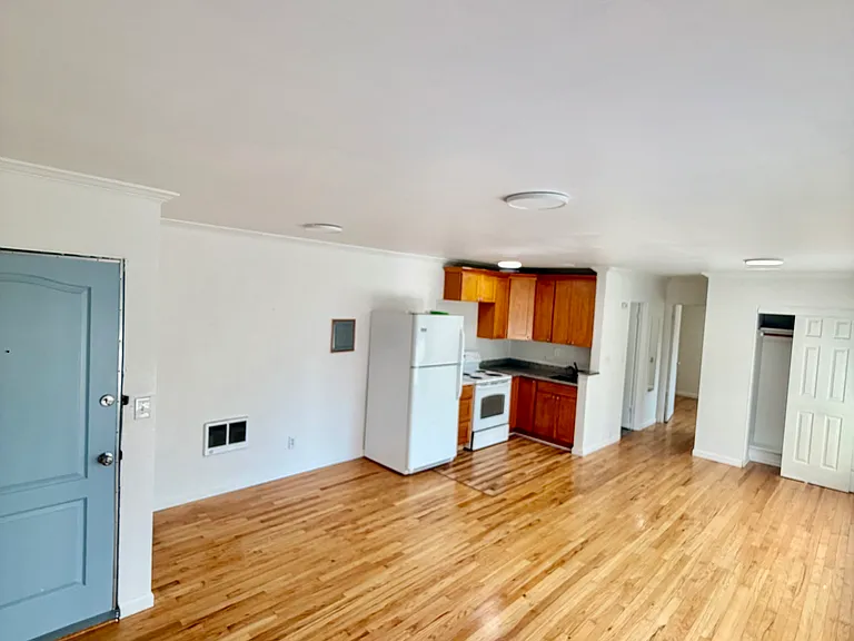 5216 Rainier Ave S #3 — Photo 2