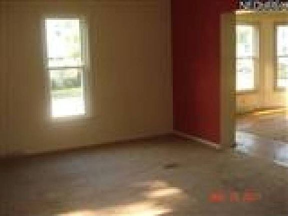 3rd image of 3405 Livingston Ave
