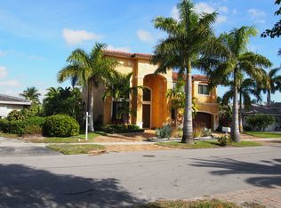 761 NE 69th St, Boca Raton, FL 33487