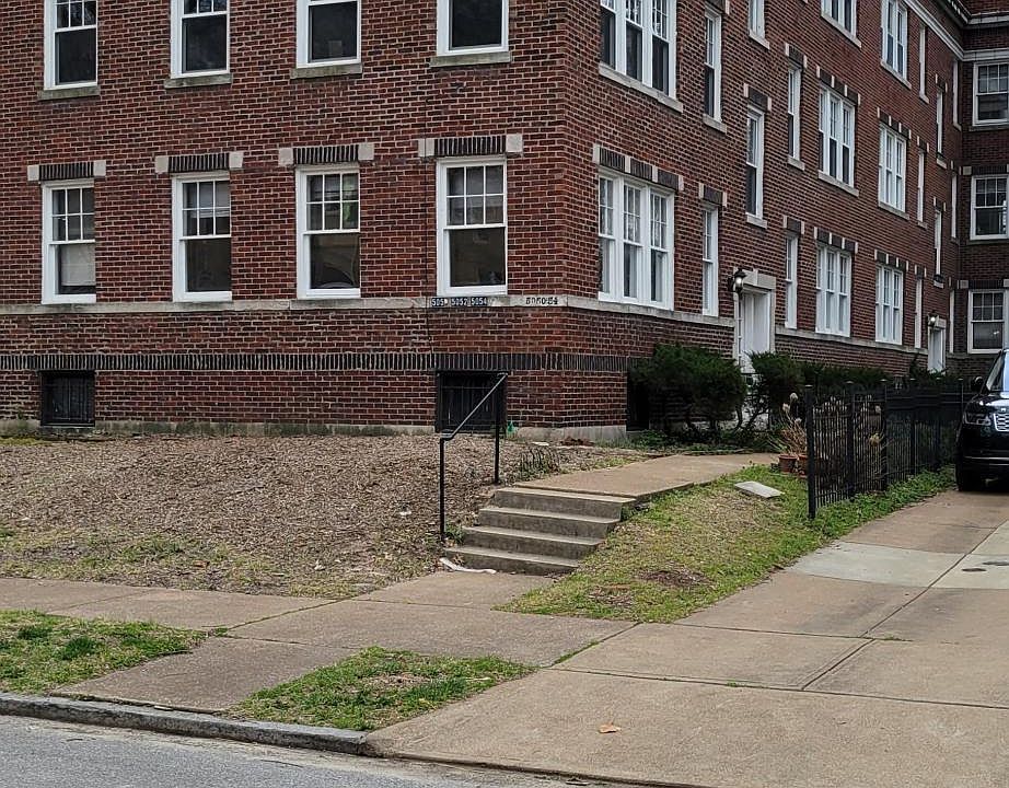 1st image of 5050 Washington Pl APT A