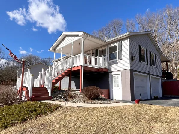 83 Leisure Ln, Jim Thorpe, PA 18229