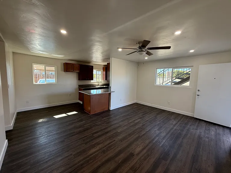 4674 Wilson Ave #4 — Photo 7