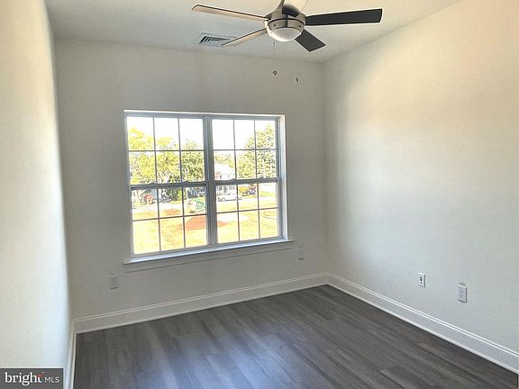 5th image of 431 Harvin Way #431