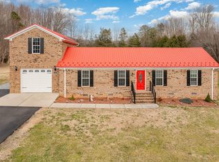 1314 Whitaker Rd, Mebane, NC 27302
