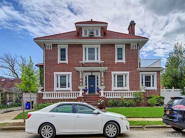 1st image of 60 E Olive St