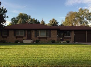 1177 Maplewood Dr, Jenison, MI 49428