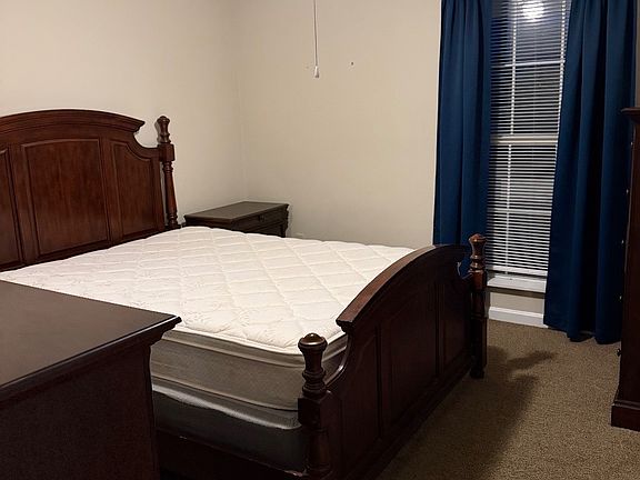 4th image of 1104 Harmony Rd