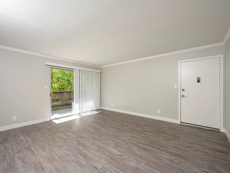 Lafayette Oaks — Photo 29