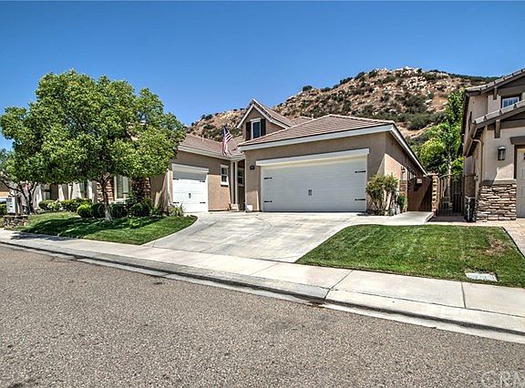 2nd image of 35650 Abelia St