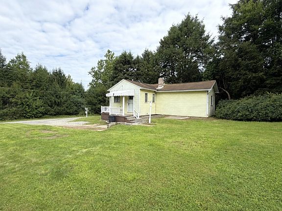 2nd image of 403 Bridgeport Rd