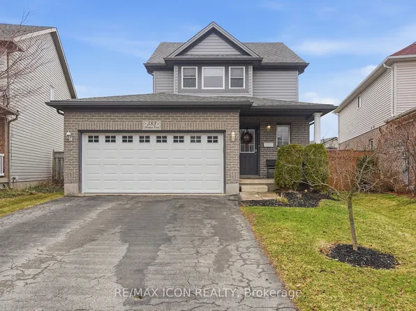 583 Fieldgate Cir, London, ON N5V 5G1