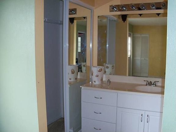 Full bath downstairs