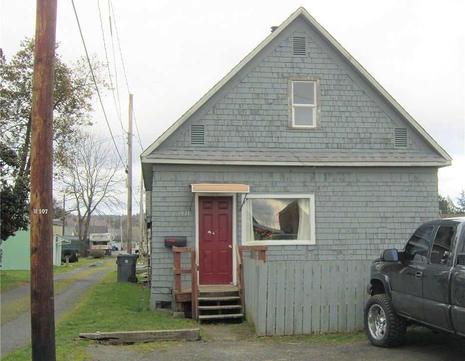 1st image of 911 1/2 Smith Ave
