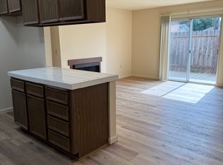 380B Vel Pl, Manteca, CA 95337