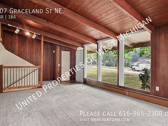 5th image of 207 Graceland St NE