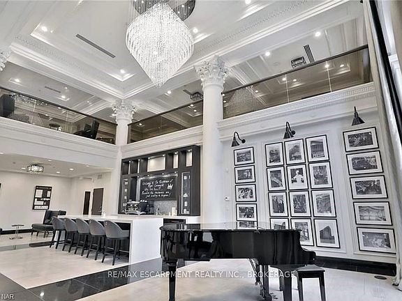 5th image of 112 King St E #Lph5