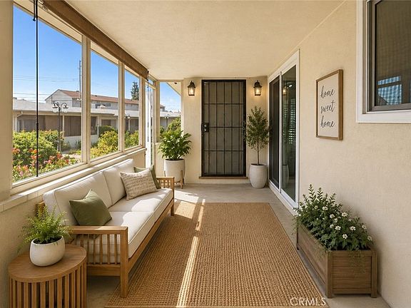 3rd image of 229 De Anza St