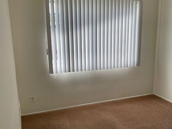 5th image of 13411 Moorpark St APT 8