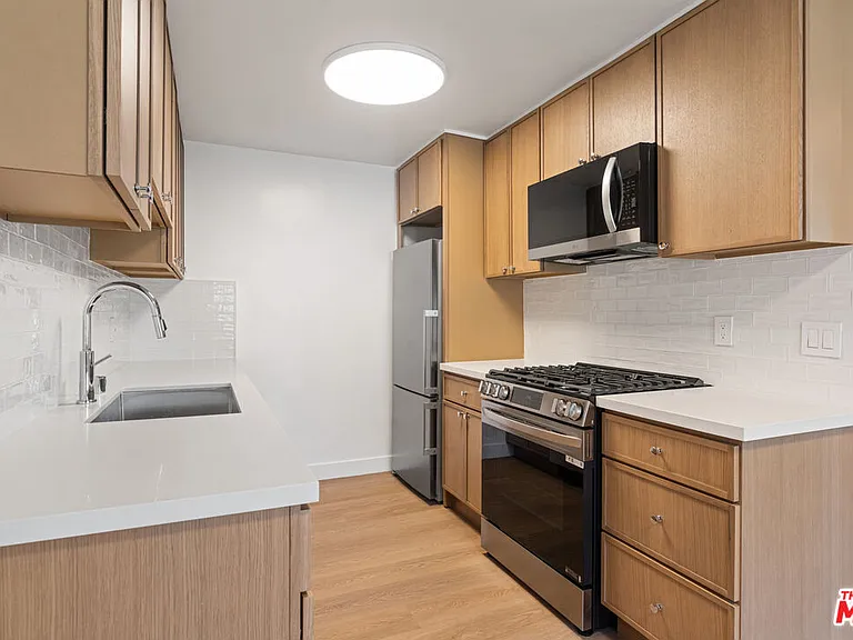 4442 Kingswell Ave #4 — Photo 2