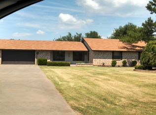51 Copper Mountain Dr, Lawton, OK 73507