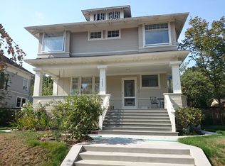 1133 16th Ave E, Seattle, WA 98112