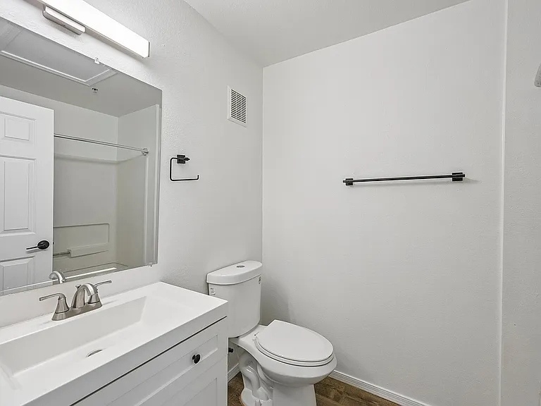 Town Square Townhomes Bathroom
