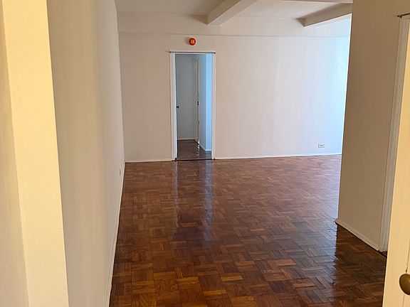 2nd image of 1925 McGraw Ave APT Mb