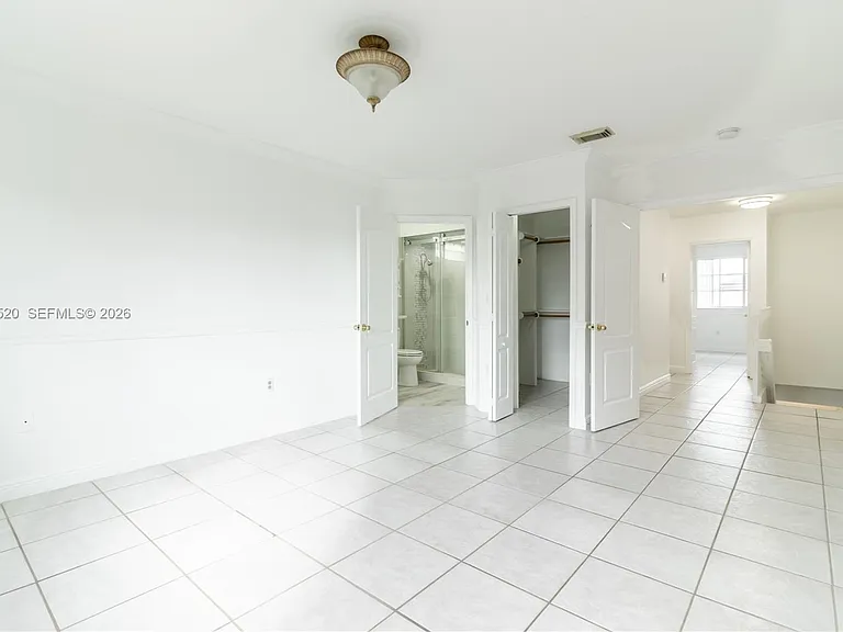 8360 NW 10th St #3C — Photo 17