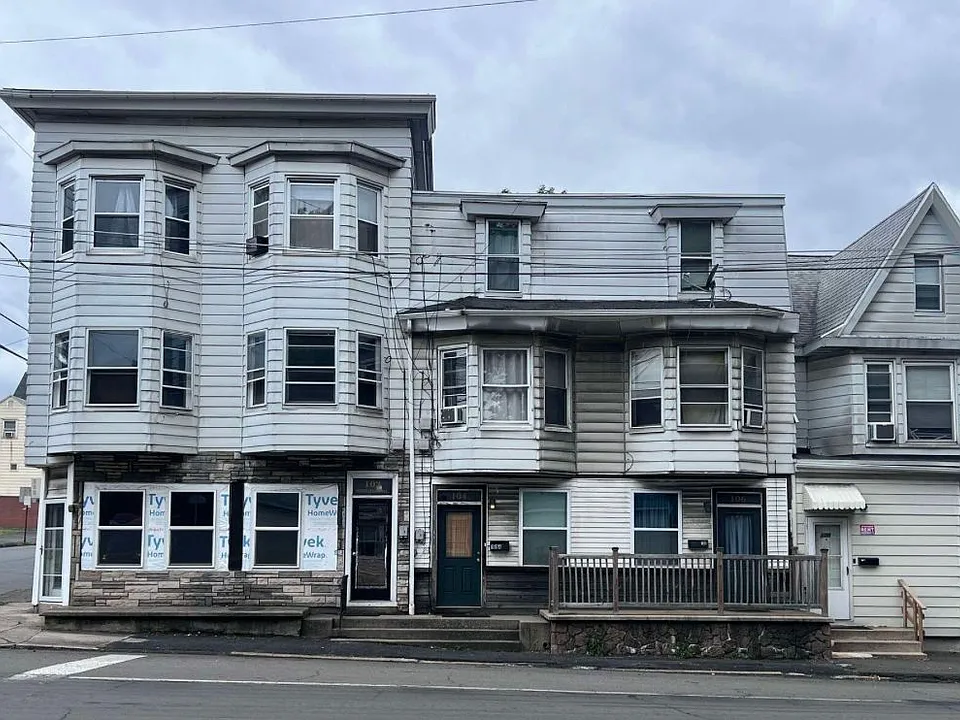 102 N Lehigh Ave