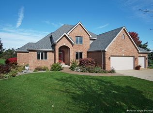 5082 E 106th Ln, Winfield, IN 46307
