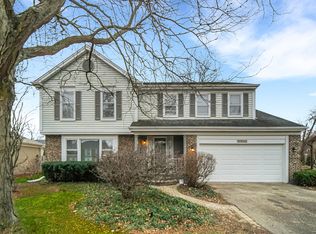 5601 Silentbrook Ln, Rolling Meadows, IL 60008