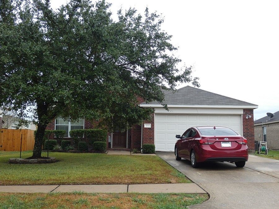 1st image of 202 Brazos Gardens Dr