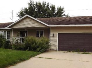 580 Kim Ln, Owatonna, MN 55060