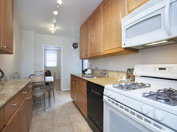 2nd image of 500 E 83rd St APT 1G