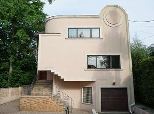 17 Briarcliff Rd, Staten Island, NY 10305